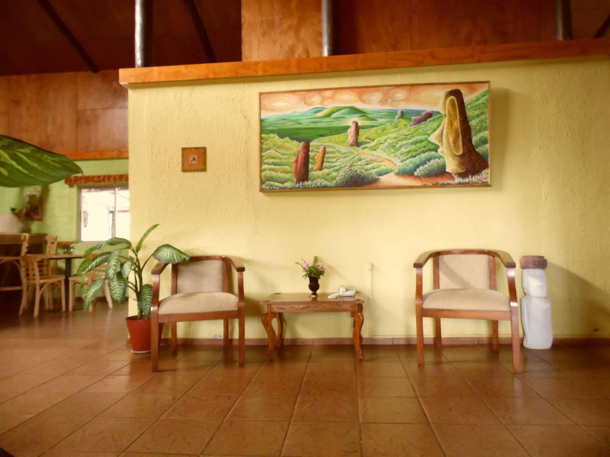 Hotel Manutara Hanga Roa Exterior foto