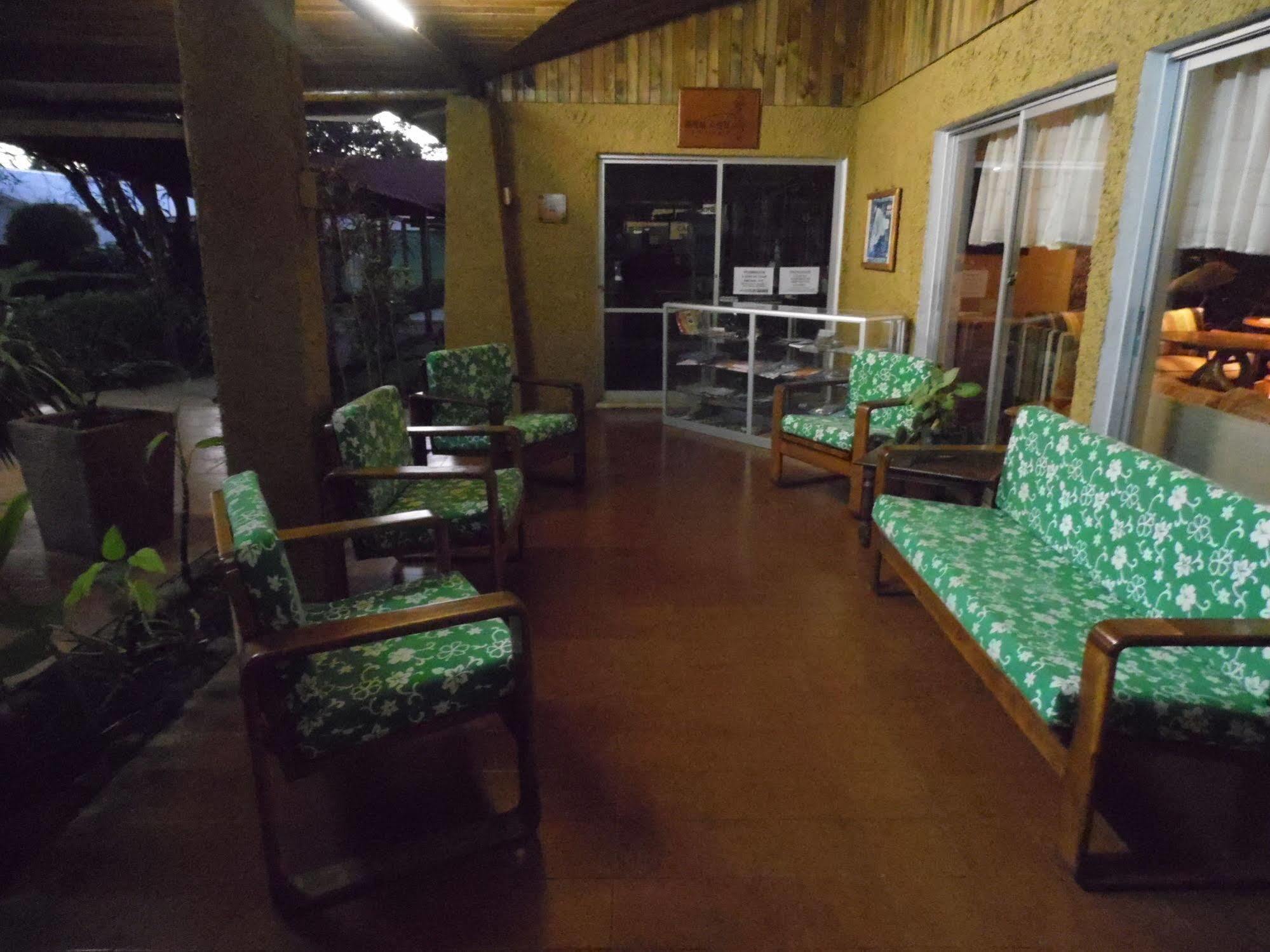 Hotel Manutara Hanga Roa Exterior foto