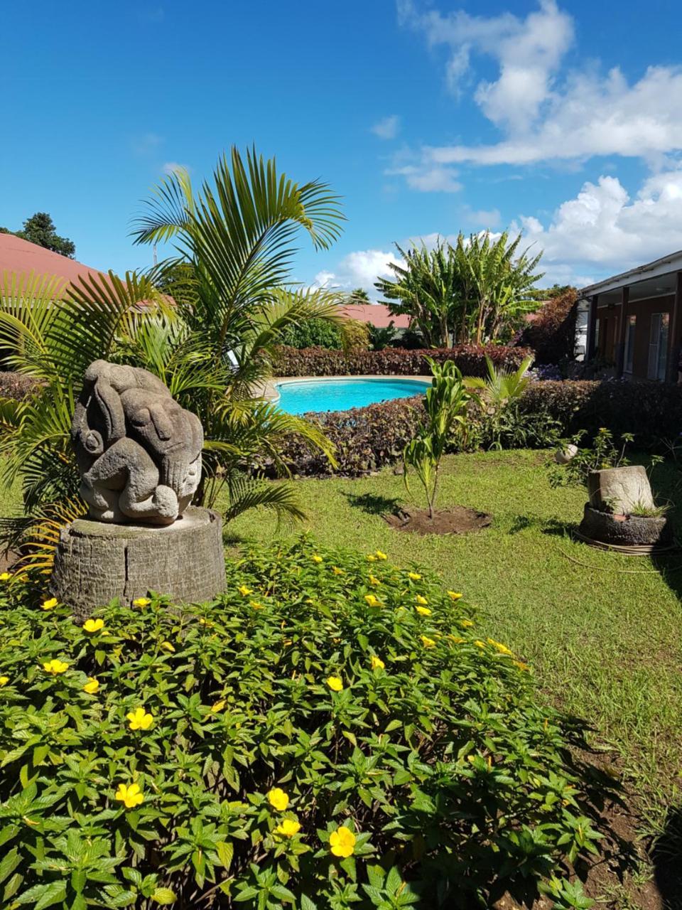 Hotel Manutara Hanga Roa Exterior foto